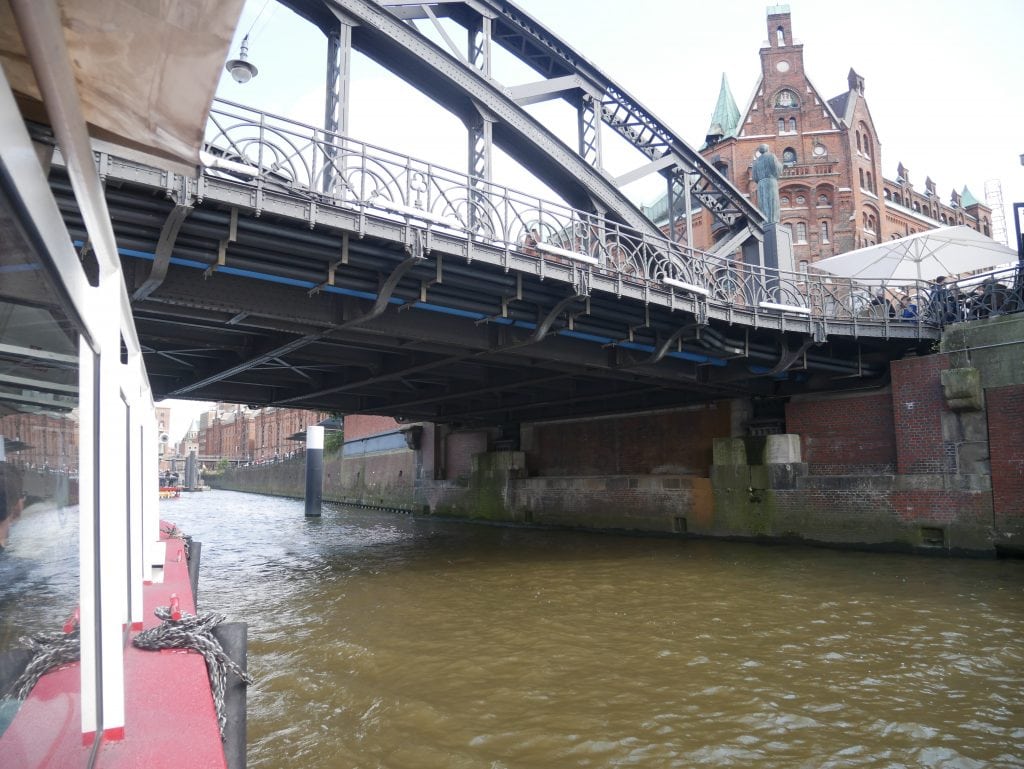 Boat tour of the harbour