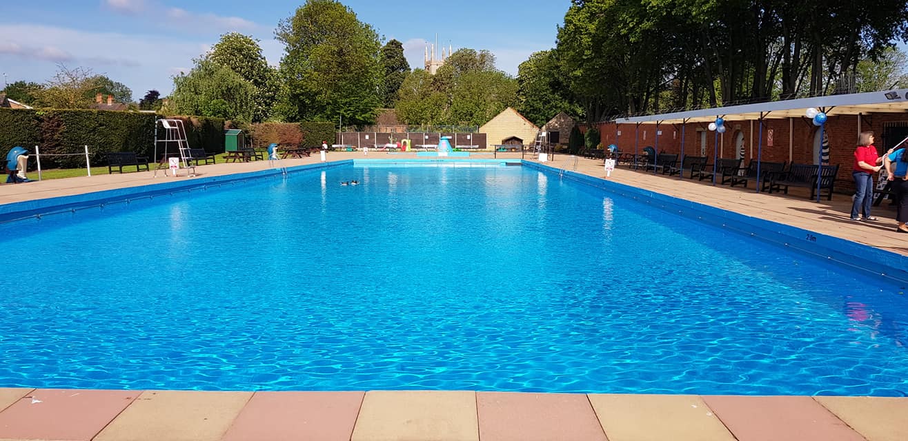 Bourne Outdoor swimming  Pool