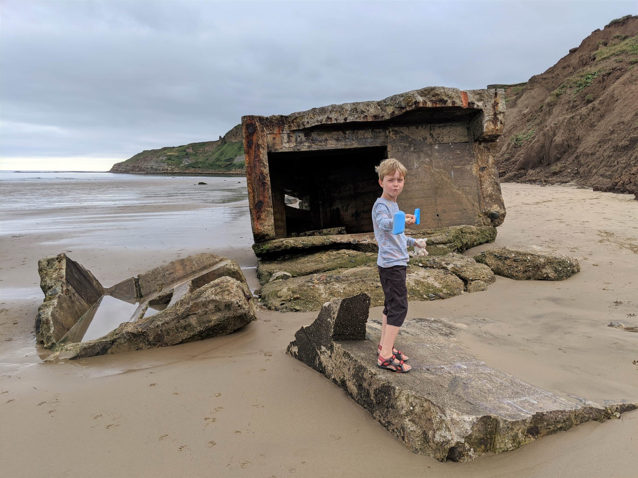 Cayton Bay Beach