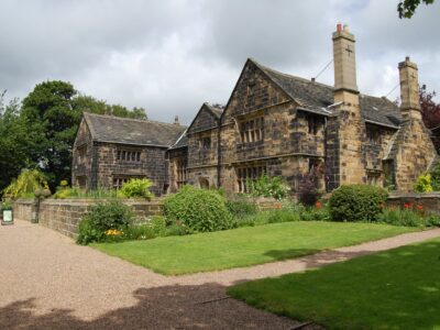 Oakwell Hall and Country Park