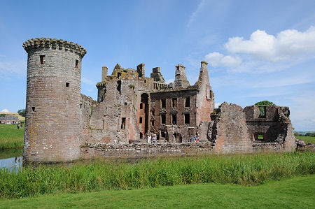 Caerlaverock Castle