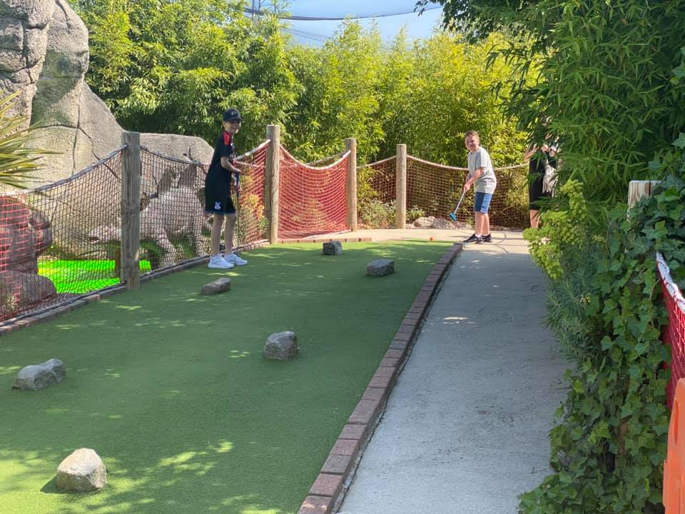 Jurassic Encounter adventure Golf