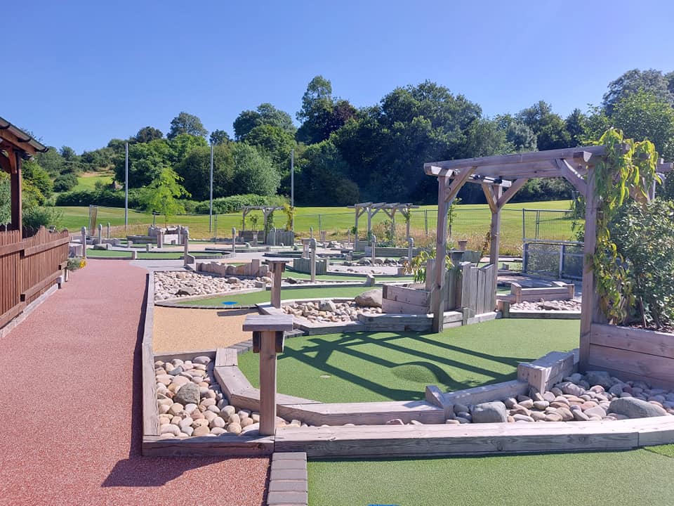 Grove Golf and Bowl