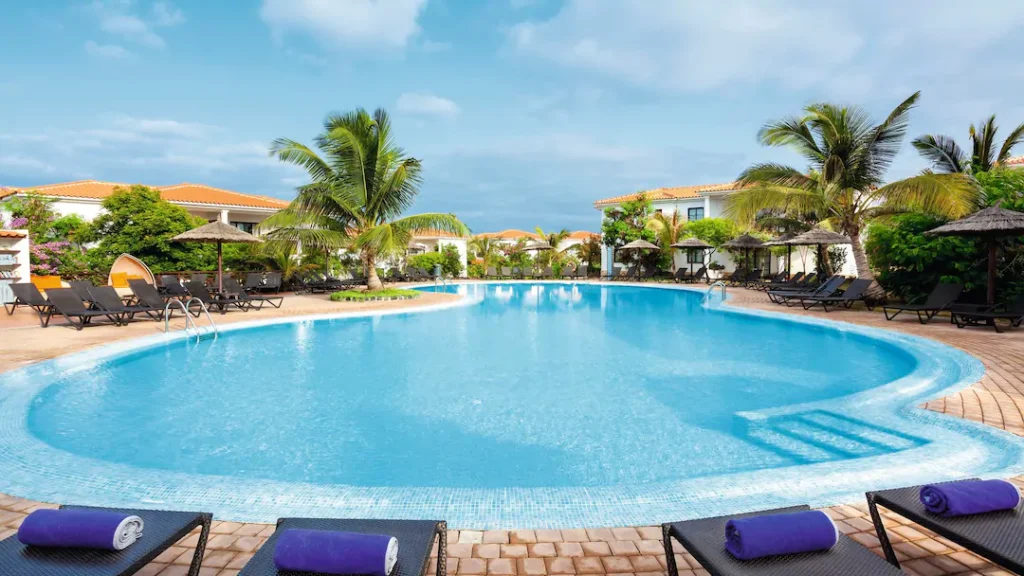 Melia Tortuga Beach Resort & Spa Pool