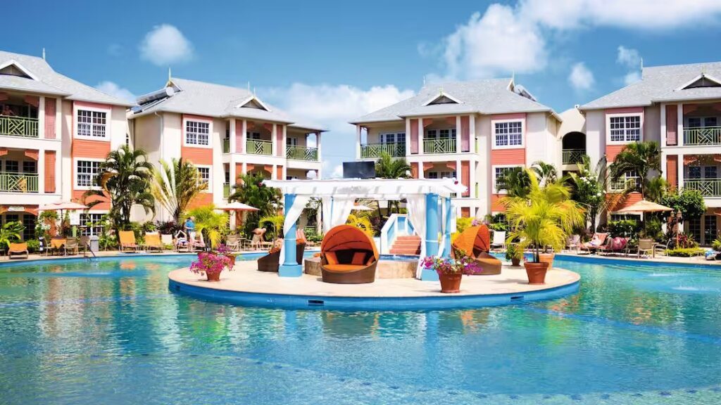 Bay Gardens Beach Resort and Spa swimming pool