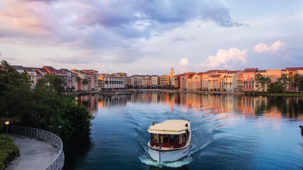 Loews Portofino Bay Hotel At Universal Orlando Boat