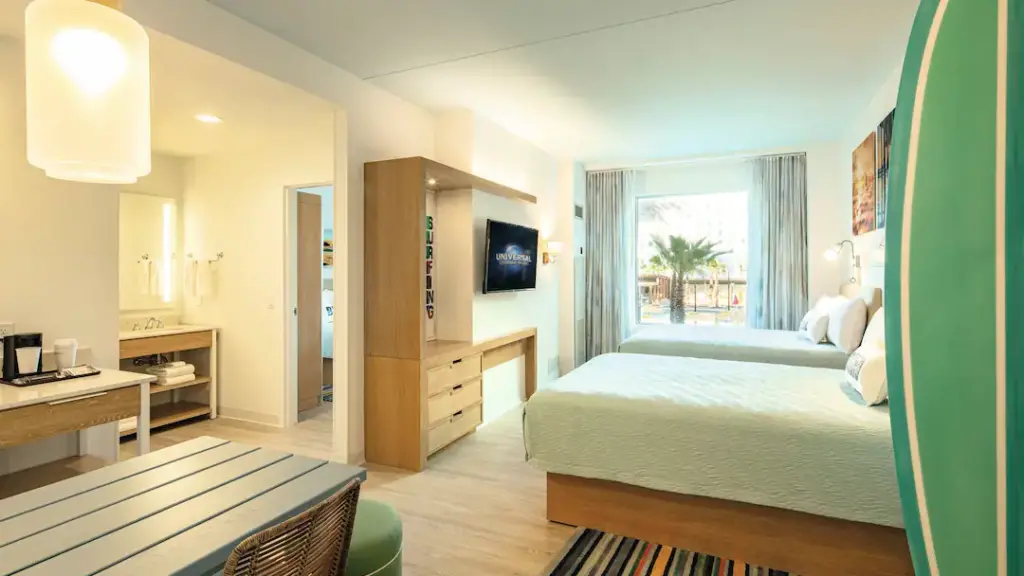 Universal's Endless Summer Resort - Dockside Inn and Suites 2 Bedroom Suite