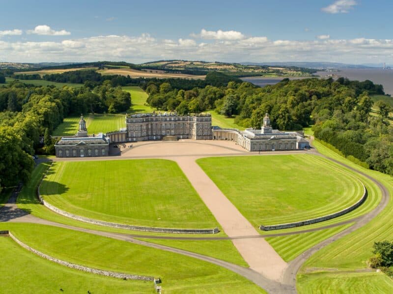 Hopetoun House