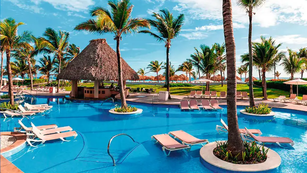 Hard Rock Hotel & Casino Punta Cana swimming pool