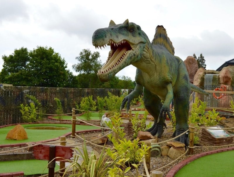 Dinosaur Encounter Mini Golfv