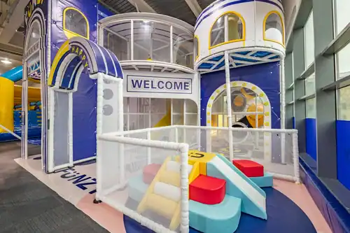 Funzy Inflatable Theme Park