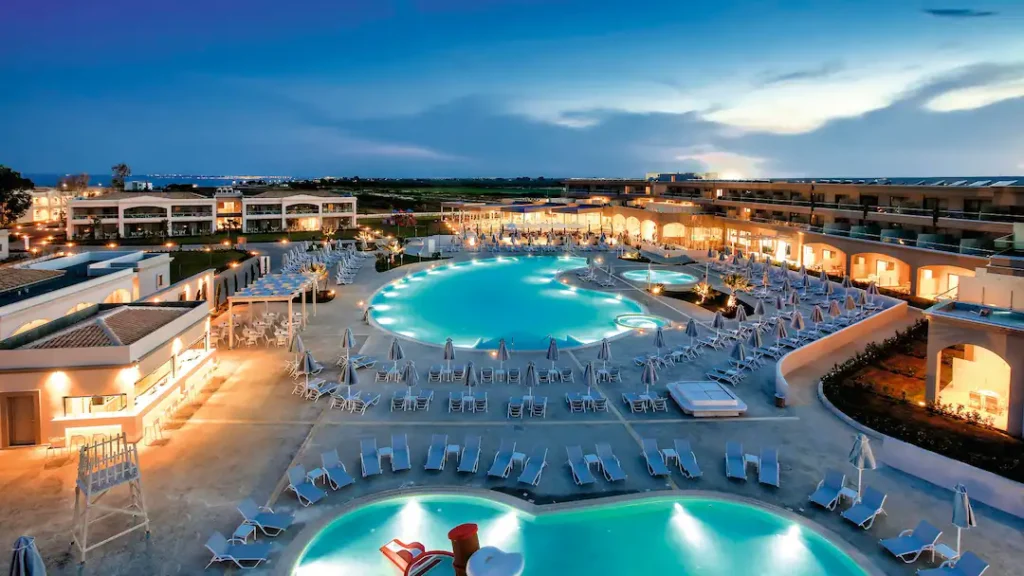 TUI BLUE Lagoon Princess swimming pools