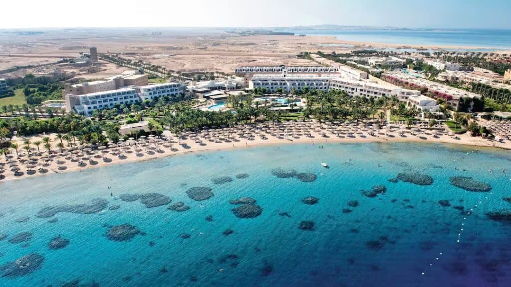 Fort Arabesque Resort and Spa view of the site and the sea