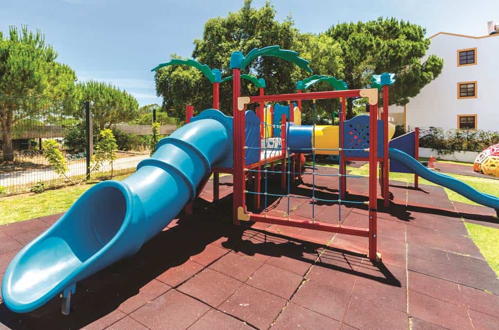 Alfagar Aparthotel Portugal kids' play area