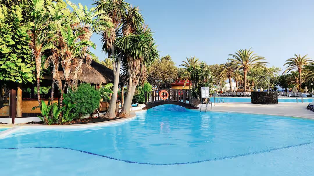 H10 Lanzarote Princess outdoor pool