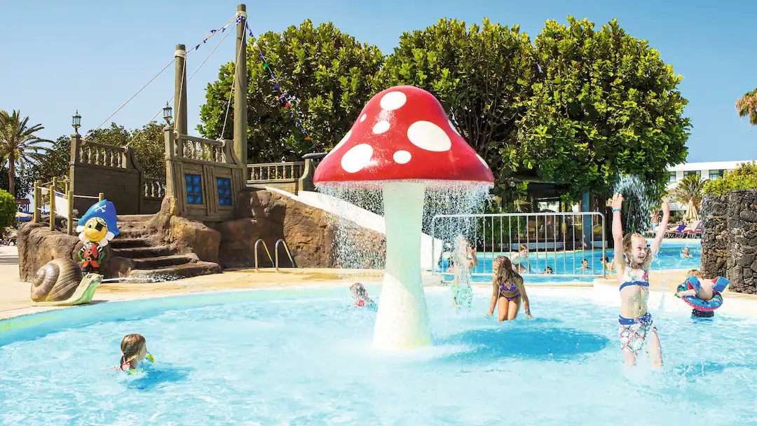 H10 Lanzarote Princess kid's splash pool