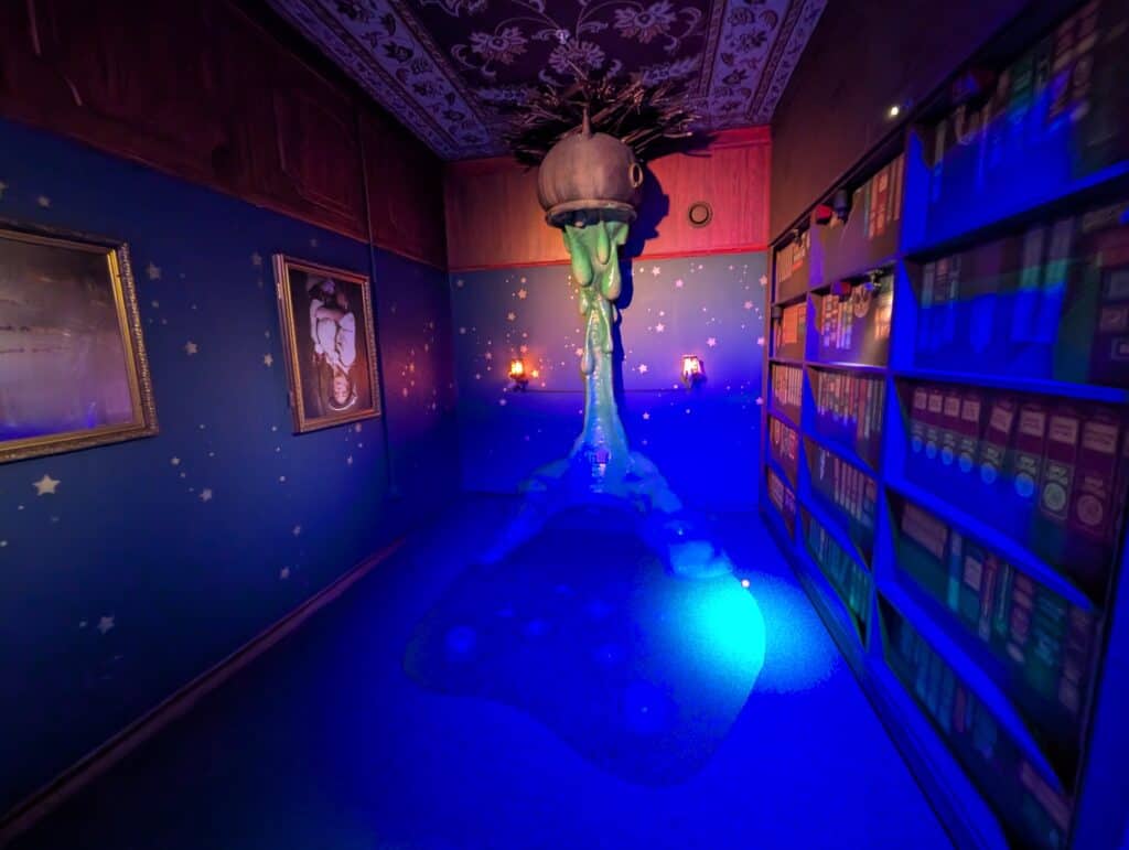 The Hole in Wand Leeds