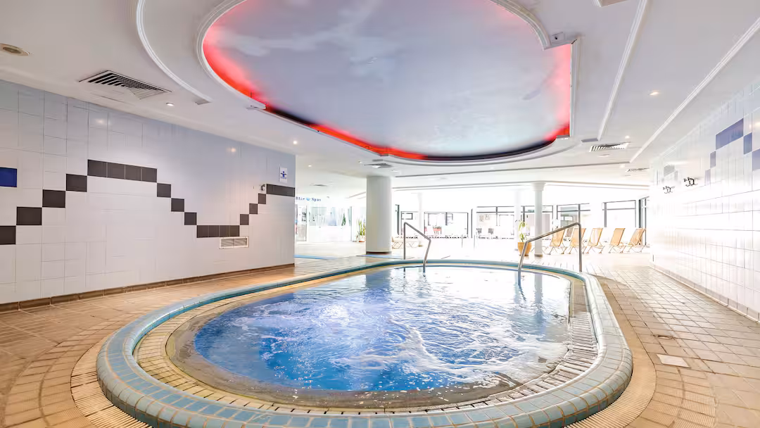 Louis Phaethon Beach