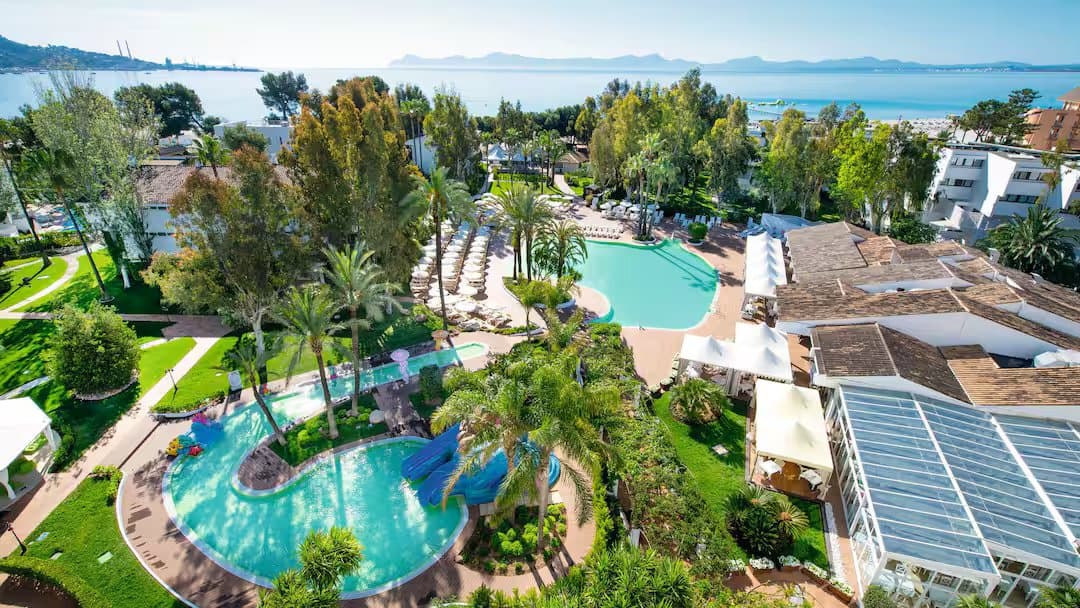 Iberostar Waves