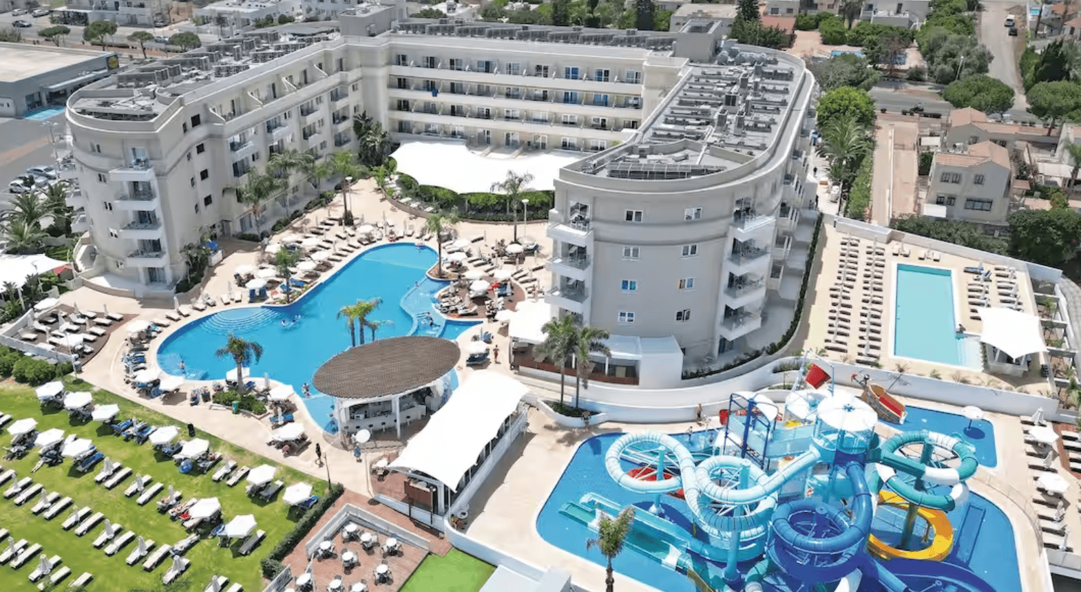 Sunrise Oasis Hotel and Waterpark