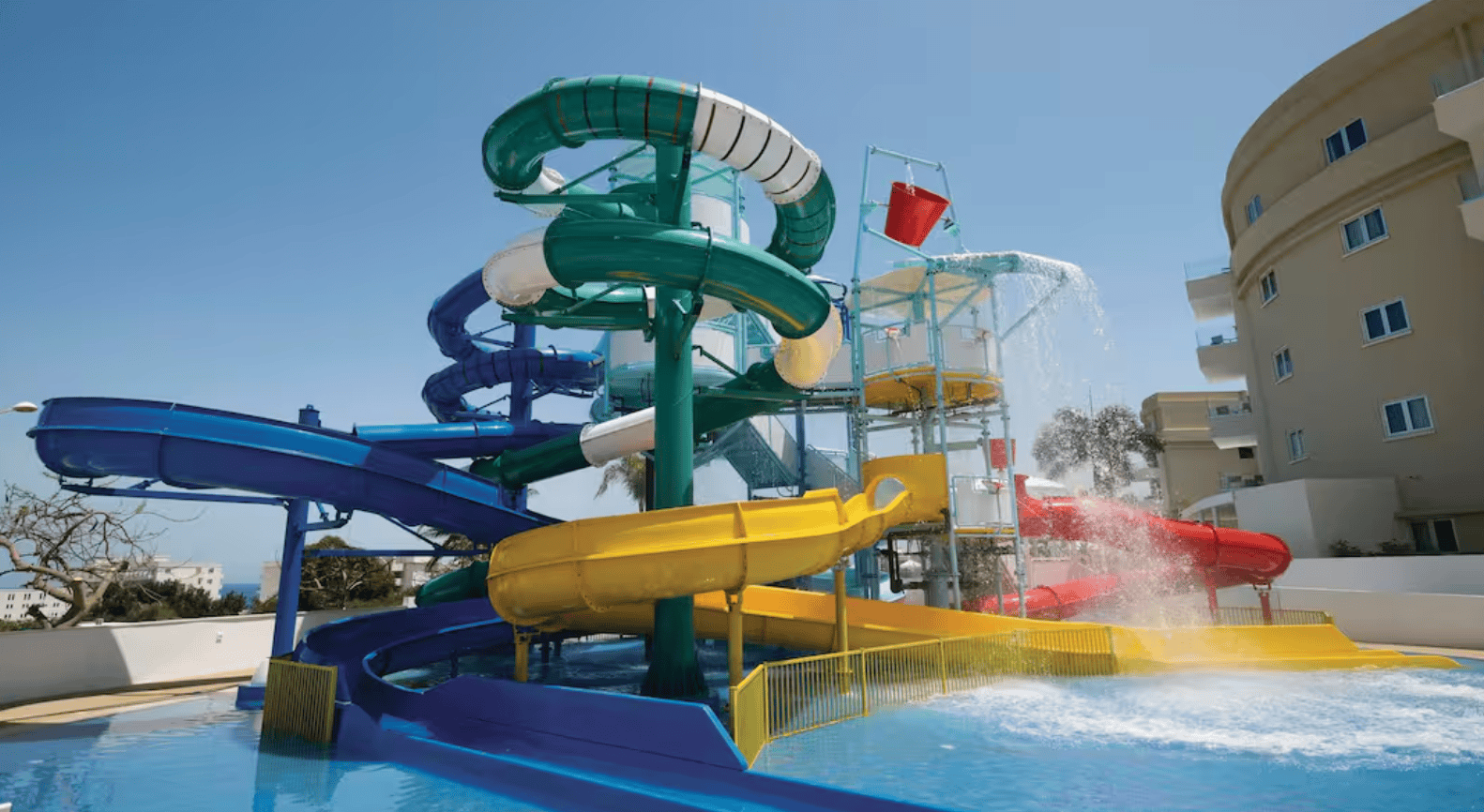 Sunrise Oasis Hotel and Waterpark